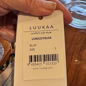 Luukaa White Clothing Tag with Blue Color Label